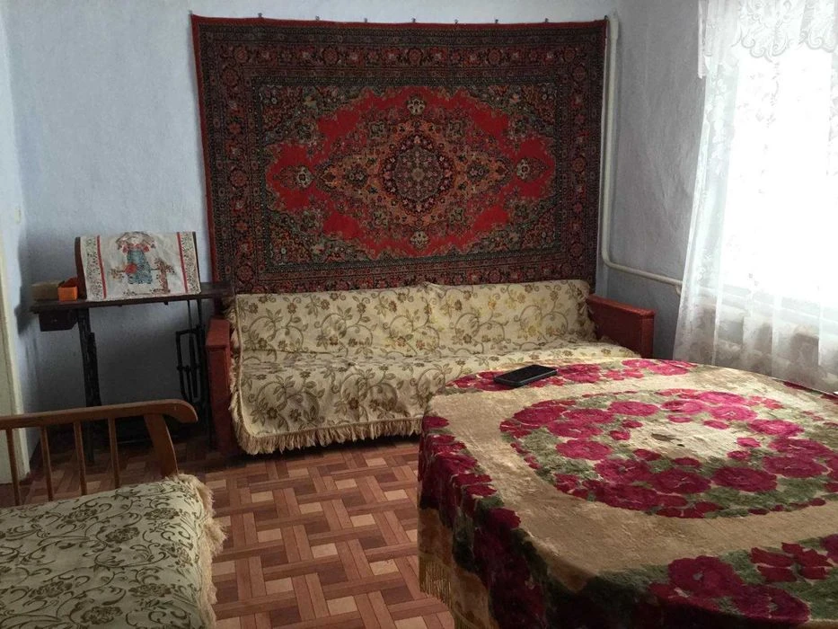Продаю дом в Корабельном районе.