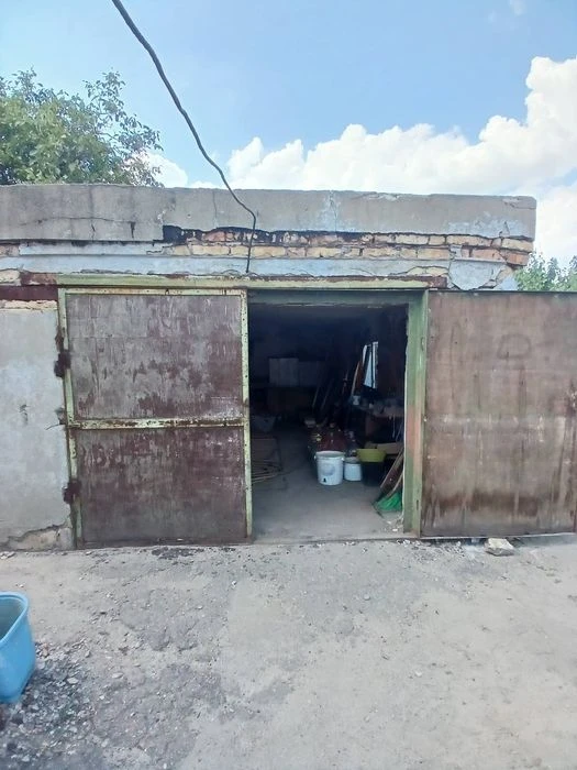 Продам часть дома с отдельным двором, Ингульский,  Электронн
