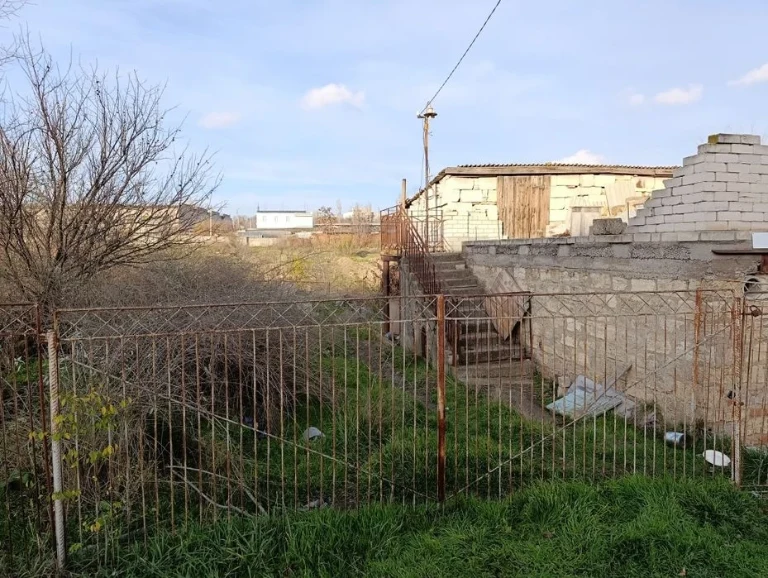 Продаю участок 10 соток в Широкой балке