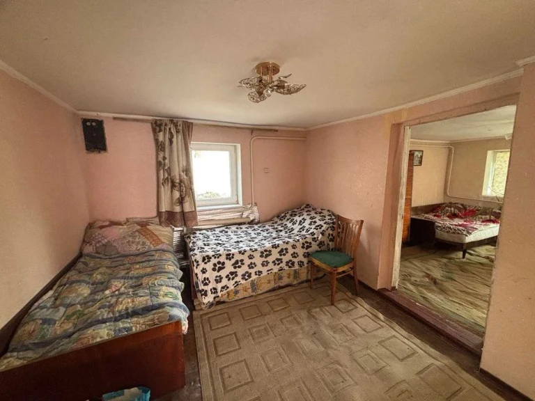 Продам Домик-3 комн.35 м.кв. уч.-3 сотки. р-н 6 Слободская-С