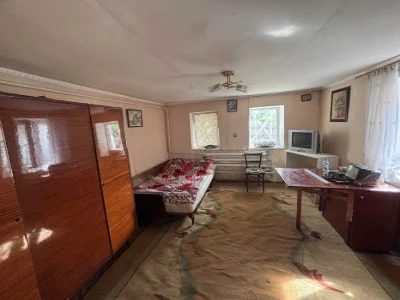 Продам Домик-3 комн.35 м.кв. уч.-3 сотки. р-н 6 Слободская-С