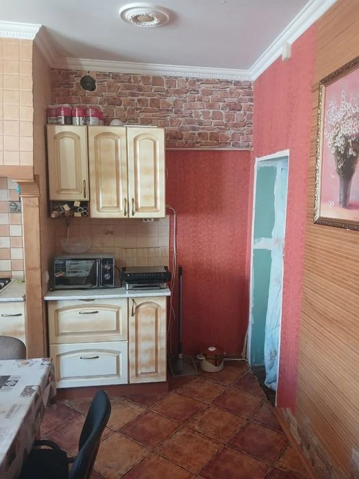 Продам большой дом  в центре