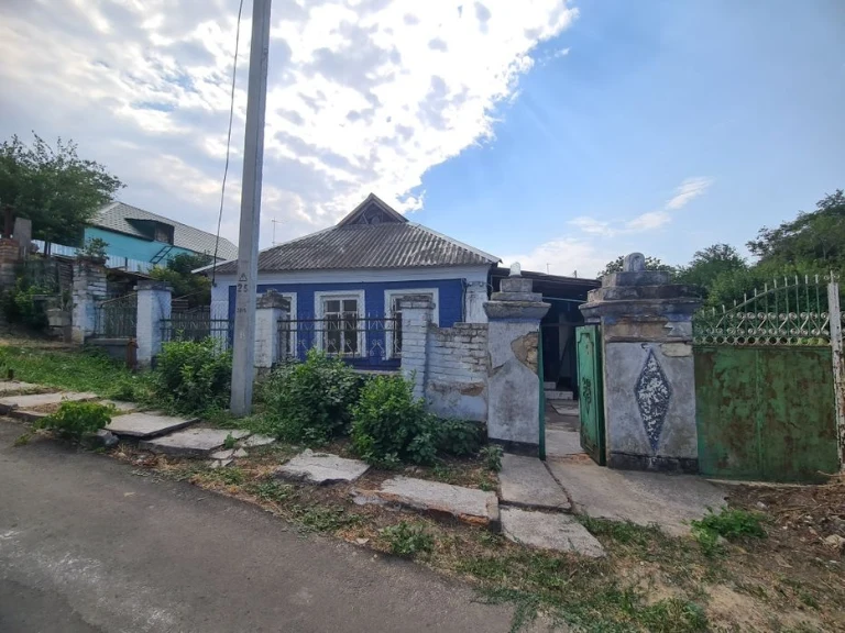 Продаю часть дома в Ингульском районе.