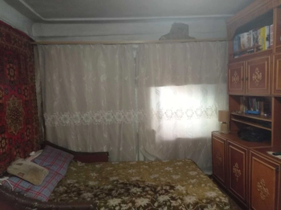 Продам  Дом - 4 комн, 57 м.кв, 3 сот. 5 Военная - Столярная