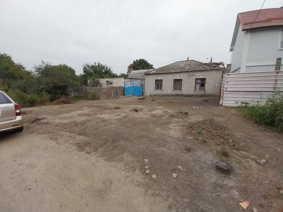 Продам Дом-4 комн. 63 м. кв. (треб. кап. рем. ), уч. 4 сот.