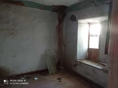 Продам Дом-4 комн. 63 м. кв. (треб. кап. рем. ), уч. 4 сот.