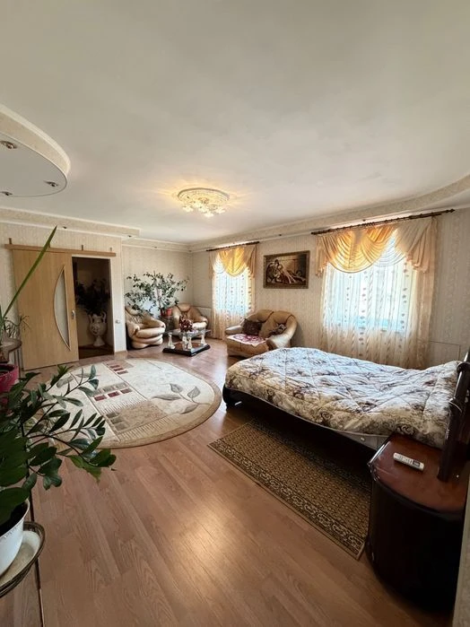 Продам будинок в Центрі міста