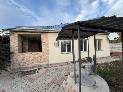 Будинок у Варварівці