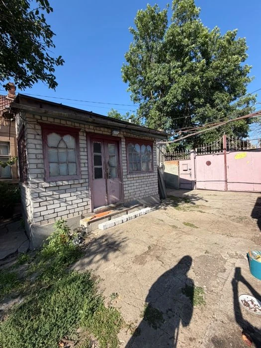 В Продажу будинок на вул. 5а Слобідська під ремонт