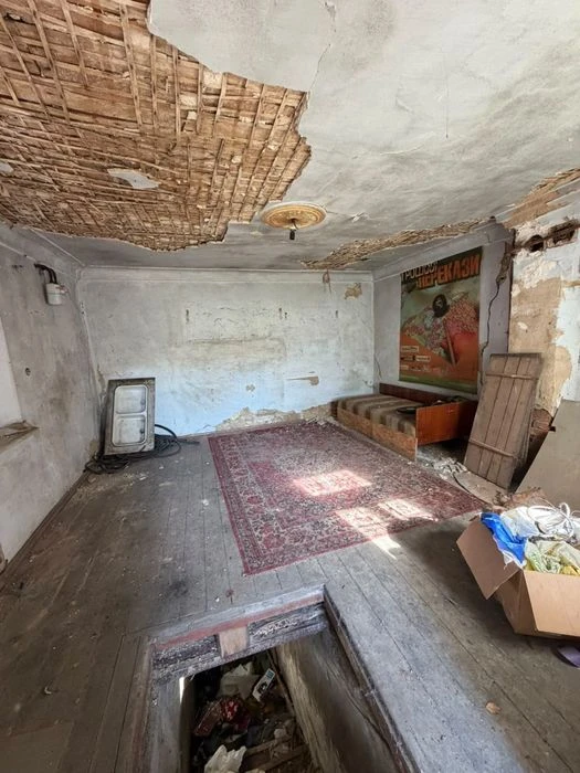 В Продажу будинок на вул. 5а Слобідська під ремонт