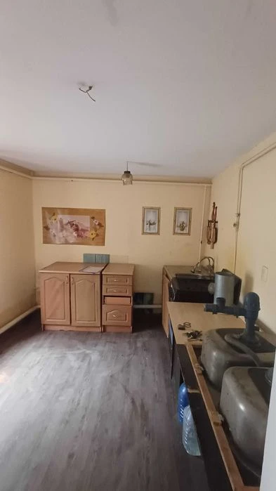 Продаю пів будинка з окремим двором Погранична - 2 Слобідськ