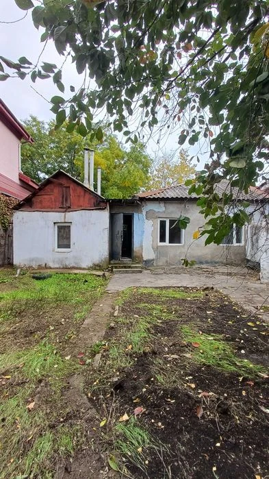 Продаю пів будинка з окремим двором Погранична - 2 Слобідськ