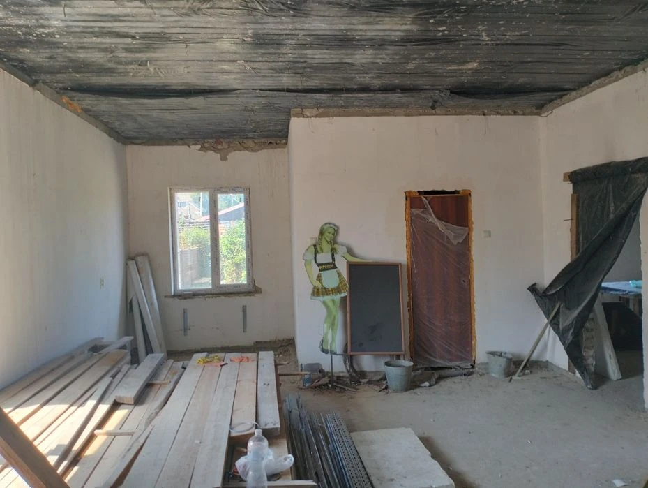 2х эт.дом, ул.Волонтерская, р-н Велама 63000$