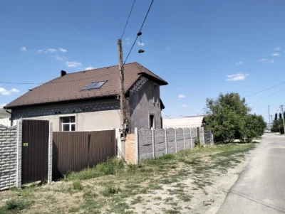 2х эт.дом, ул.Волонтерская, р-н Велама 63000$