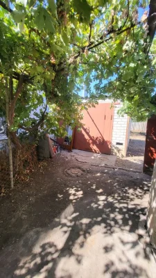 Продаю окремий будинок в Заводському районі по вулиці Погран