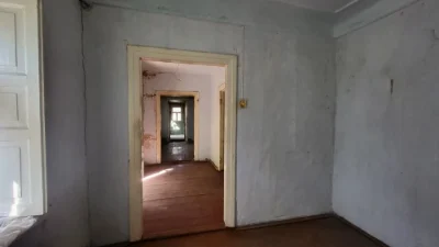 Продаю окремий будинок в Заводському районі по вулиці Погран