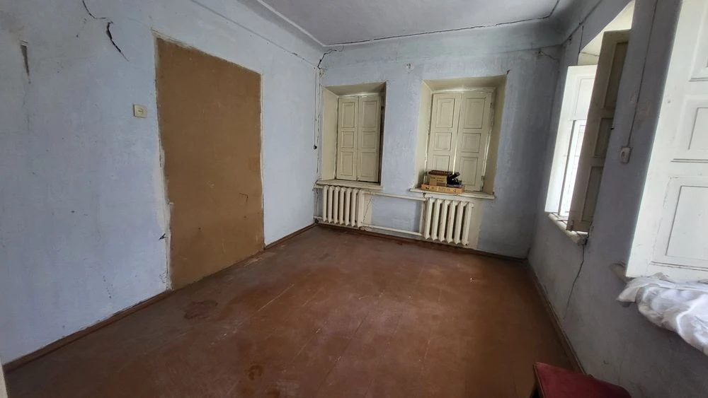 Продаю окремий будинок в Заводському районі по вулиці Погран