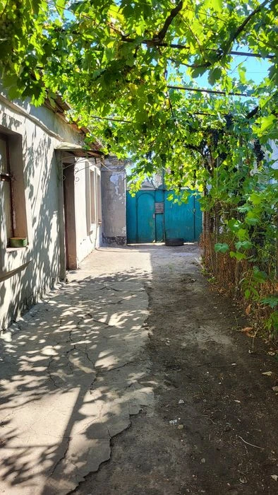 Продаю окремий будинок в Заводському районі по вулиці Погран