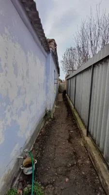 Продам пол дома ЮТЗ ПЕР. Полярный -  Молодогвардейская