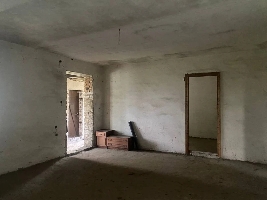 Продажа дома (коробка) 360м 15 соток 15000$