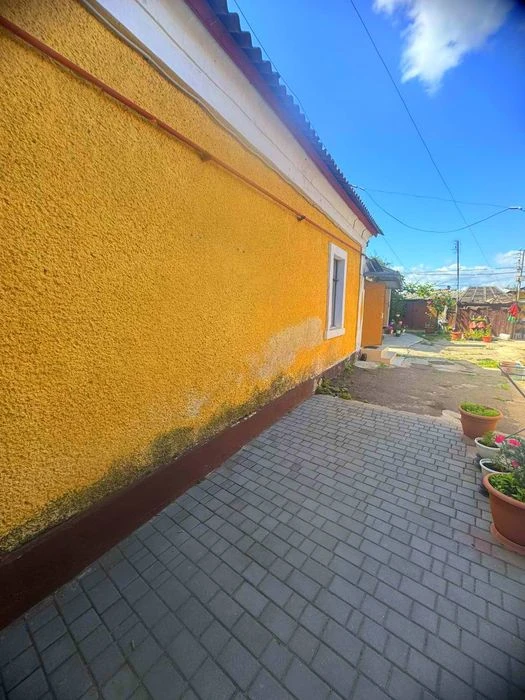 Продам БУДИНОК(частину) із 3 кімнат ‼️+2  ГАРАЖА ‼️Заводськи