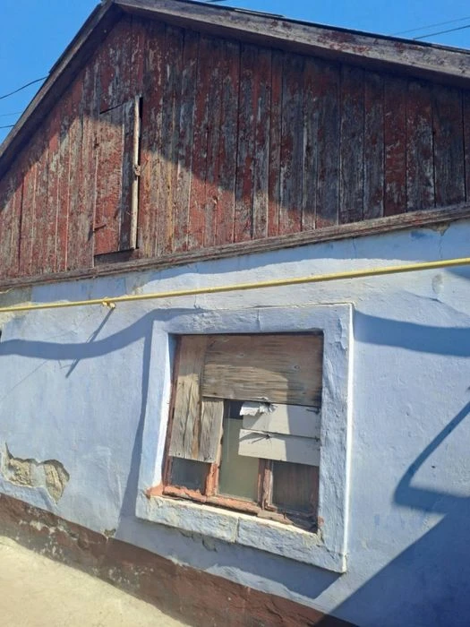 Продам часть дома в Центре район 3 слободской