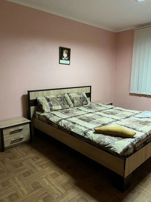 Продаж 2-кімнатної квартири з окремим входом, вул. Вітрука