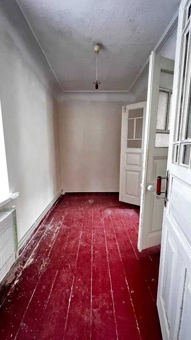 Продаж будинку • 3к • 54.3 м² • 5.6 сотки • свій двір • гара