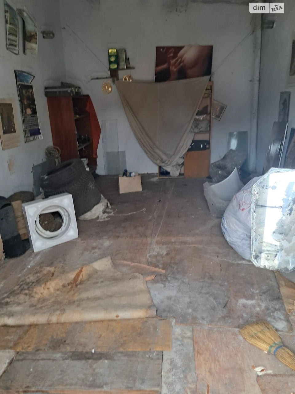 Продаж Місце в гаражному кооперативі Заводський