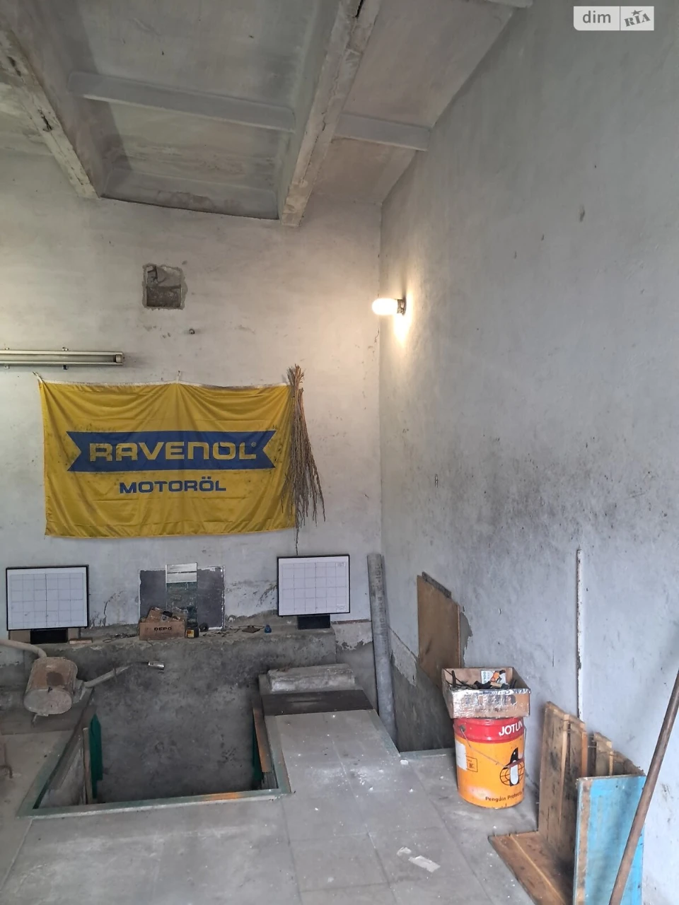 Продаж Місце в гаражному кооперативі Заводський