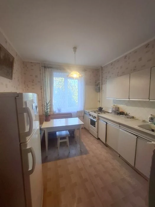 Продаж 3х.кв Іллінська