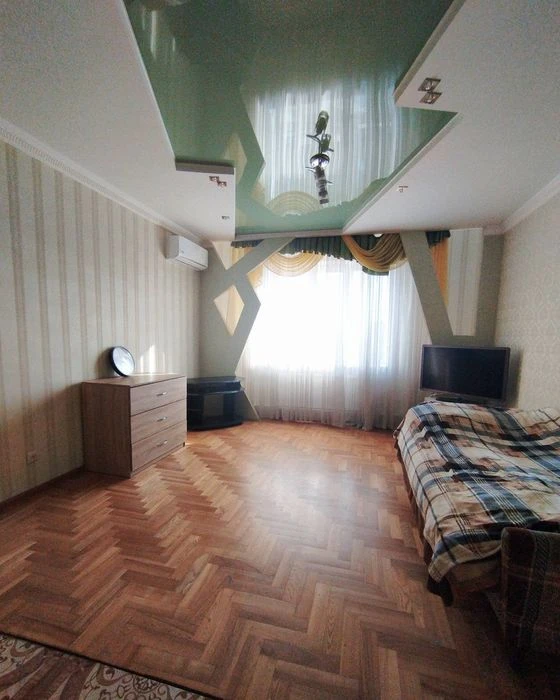 Двокімнатна квартира на вул.  Заливній.