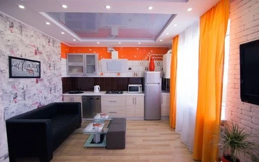 Продам 1 кім з АО, Лушпи, Меблі та техніка