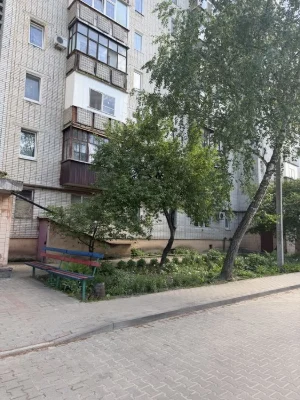 2 кімн. квартира в цегляному будинку!