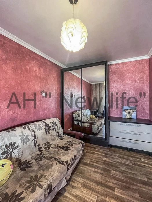 Продаж 1 к квартири. Герасима Кондратьєва 211
