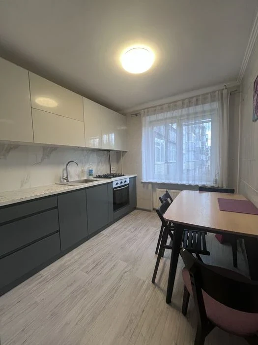Продам 3к. квартиру. Пров. Гетьманський