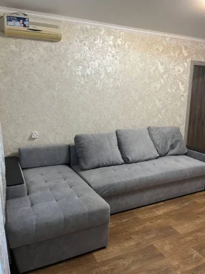 Продаж 2 кімнатноі квартири  на проспекті Лушпи.