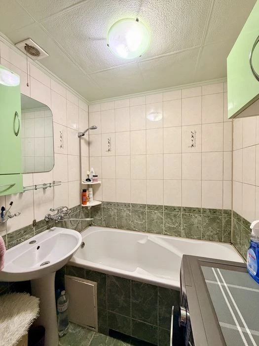 Продаж 2х кімнатної квартири на Ремісничій