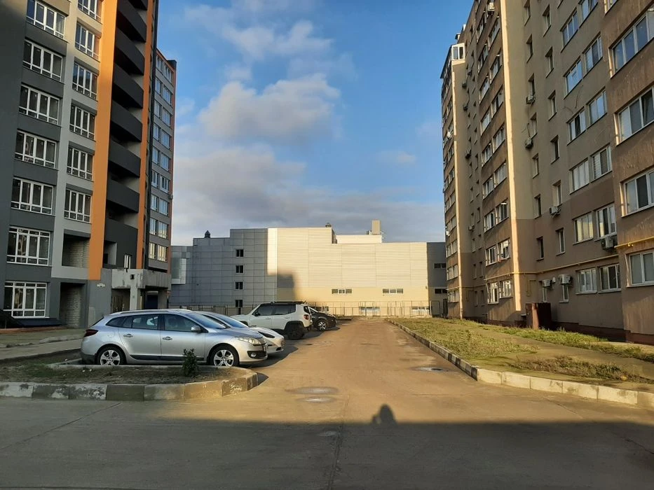 Продам 1 ком с АО, Нотех,В Ул Харьківська, Закритий двір пар