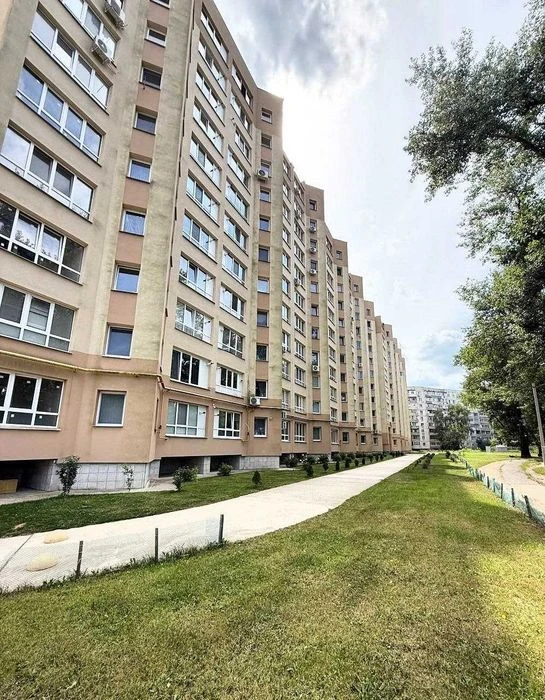 Продаж 2-кімнатної квартири в новобудові пр-п. Свободи