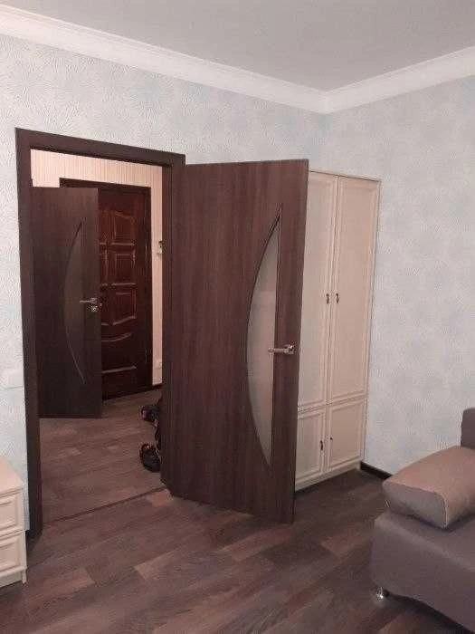 Продаж 1-кімнатної квартири по просп. Михайла Лушпи