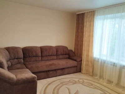 Продаж двухкімнатної квартири вул.Харківська,3 поверх