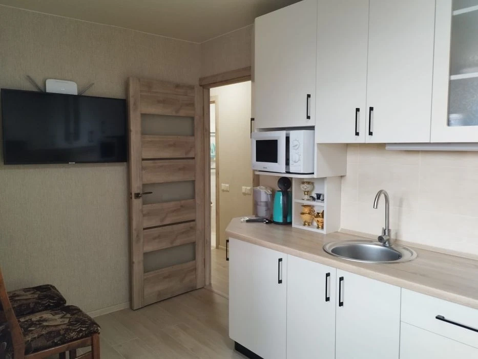 Продаж двухкімнатної квартири вул.Харківська,3 поверх