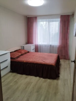 Продаж двухкімнатної квартири вул.Харківська,3 поверх