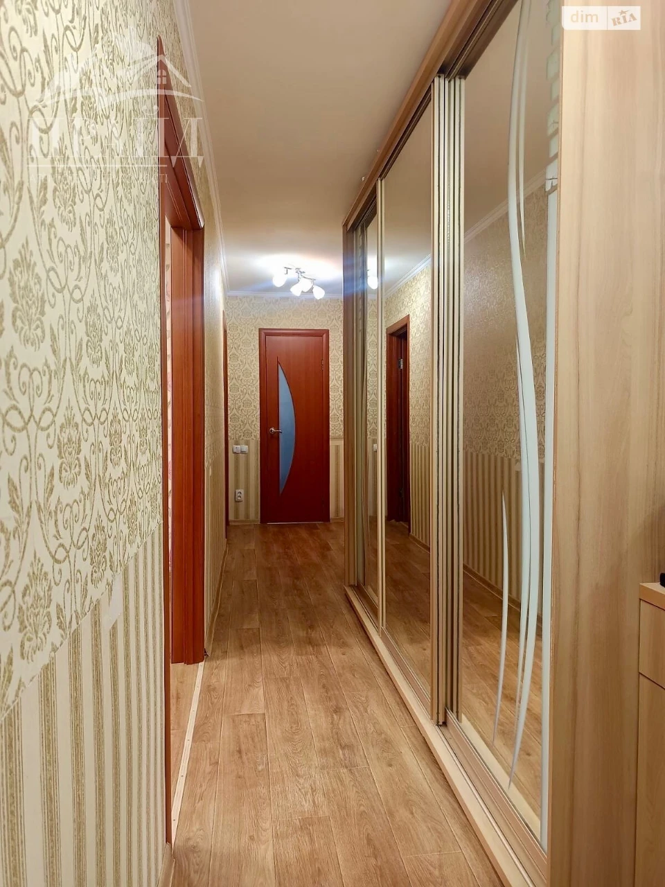 Продаж Квартира Зарічний