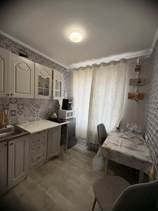Продаж 2кім.квартири по вул. Харківська