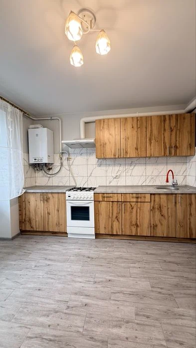 Продаж 1к.кв на Луганській