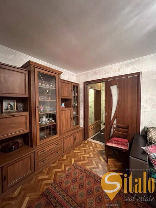For sale 1-room apartment 1/3 on Respublikanska Street (044)