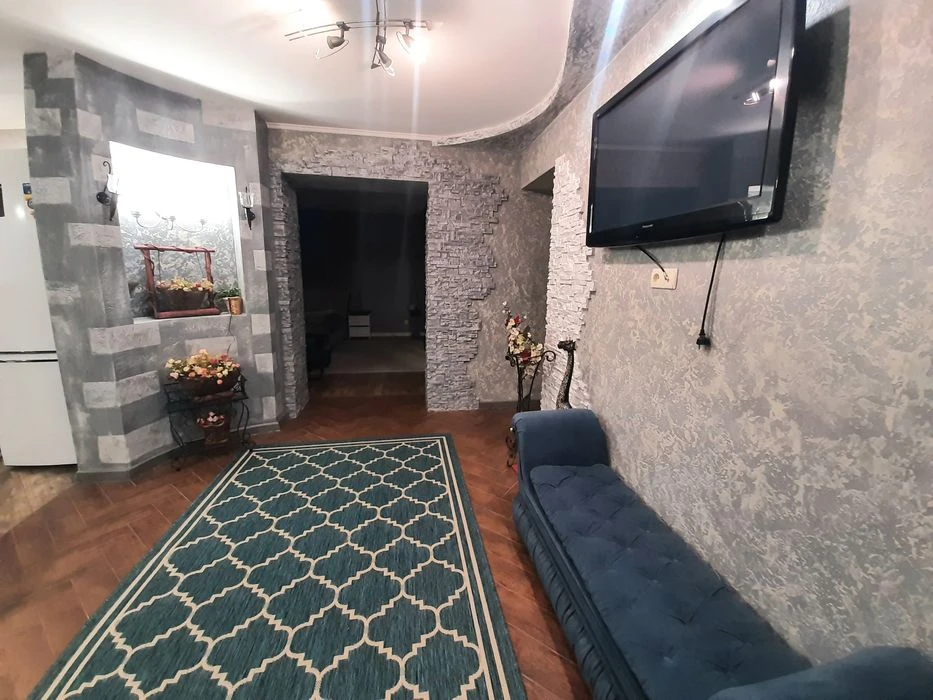 Продам 3кім, Новомістенська, Меблі та техніка