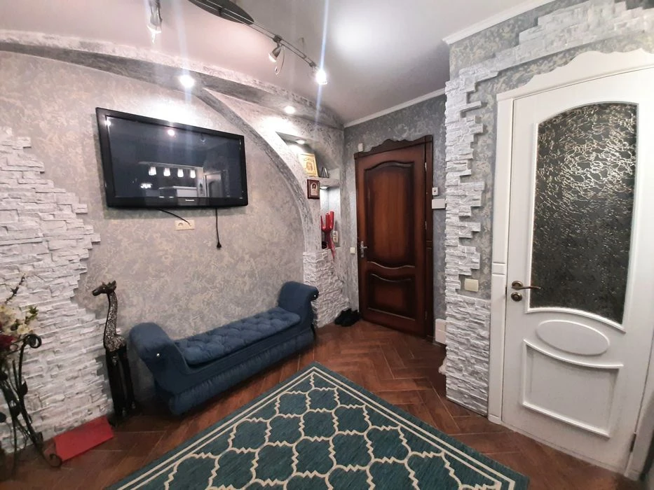 Продам 3кім, Новомістенська, Меблі та техніка